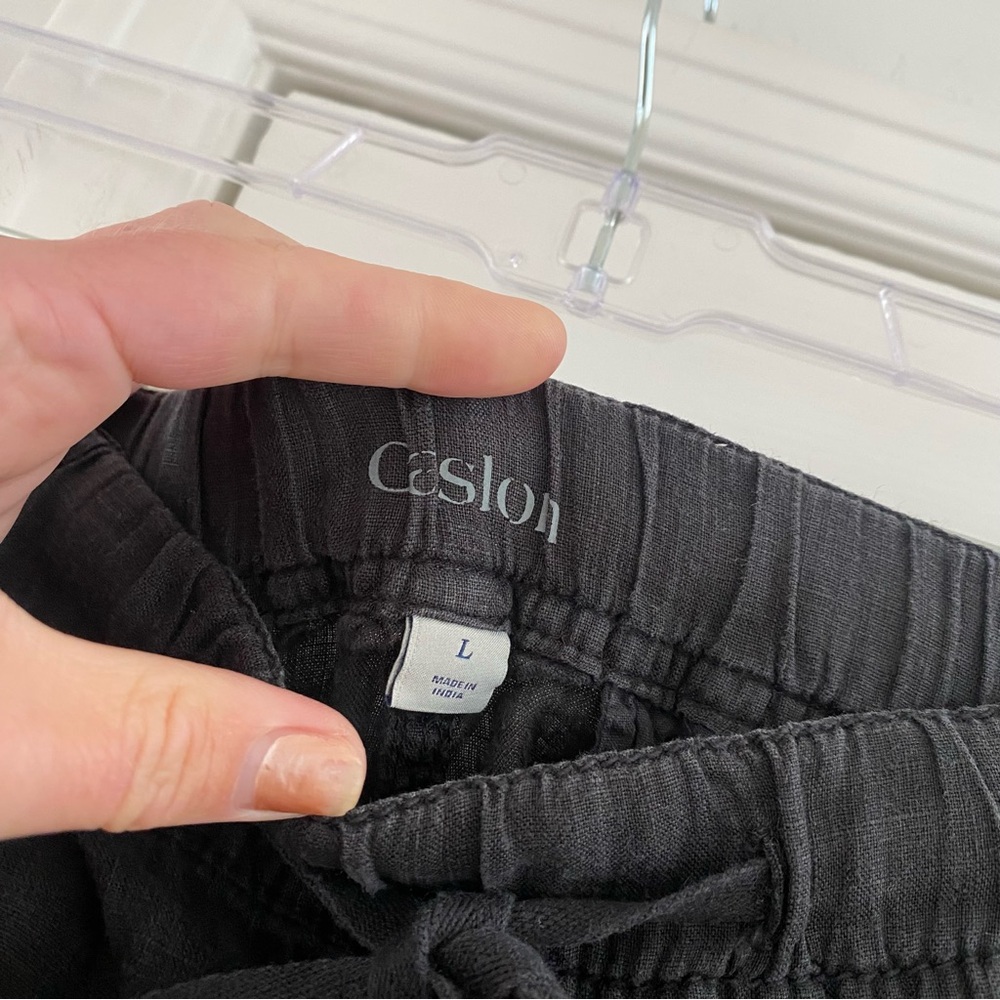 Caslon Black Linen Drawstring Shorts with Pockets *gently worn* - Picture 15 of 15